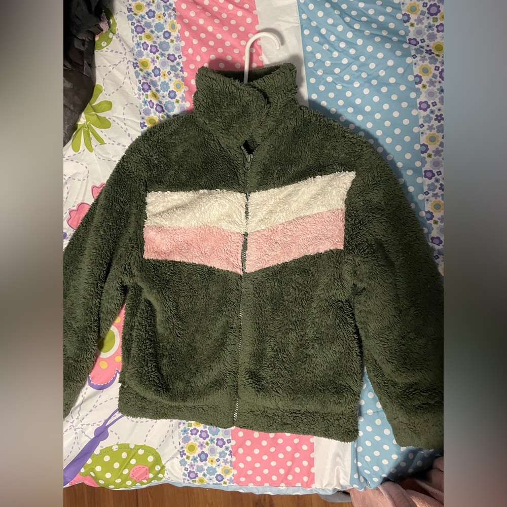Girl sweater